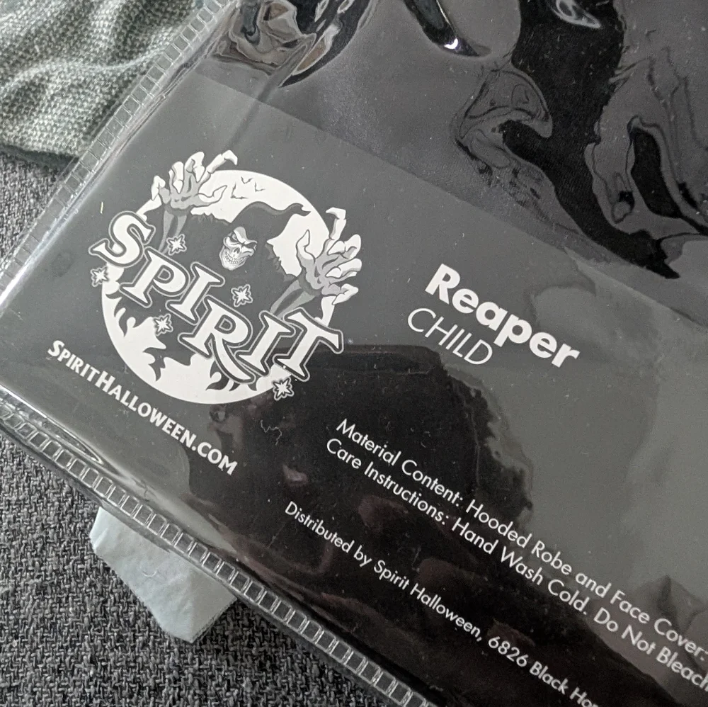 Spirit Black Hooded Reaper Costume for Kids - Picture 6 of 10